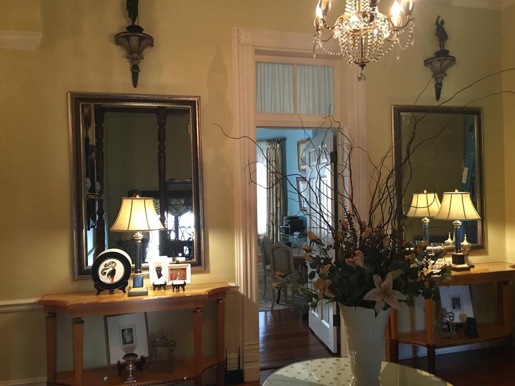 Burke Mansion Bed & Breakfast Мейкън Екстериор снимка
